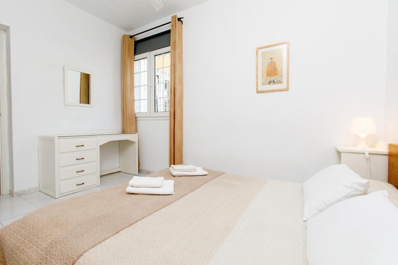 At Almoraide Rooms Suites (Adults Only) 内尔哈 外观 照片